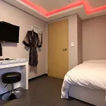 Myeongdong Top Hotel