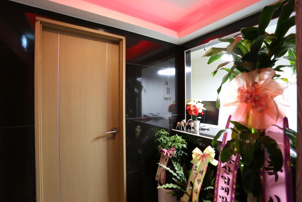 Myeongdong Top Hotel Hotel