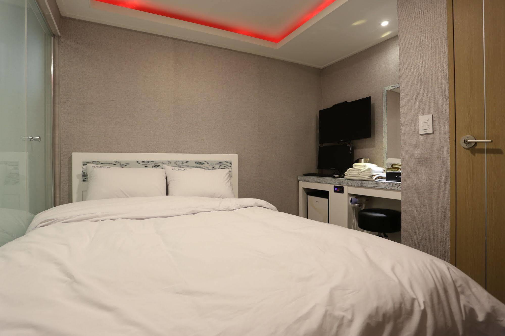 Myeongdong Top Hotel Hotel 2*
