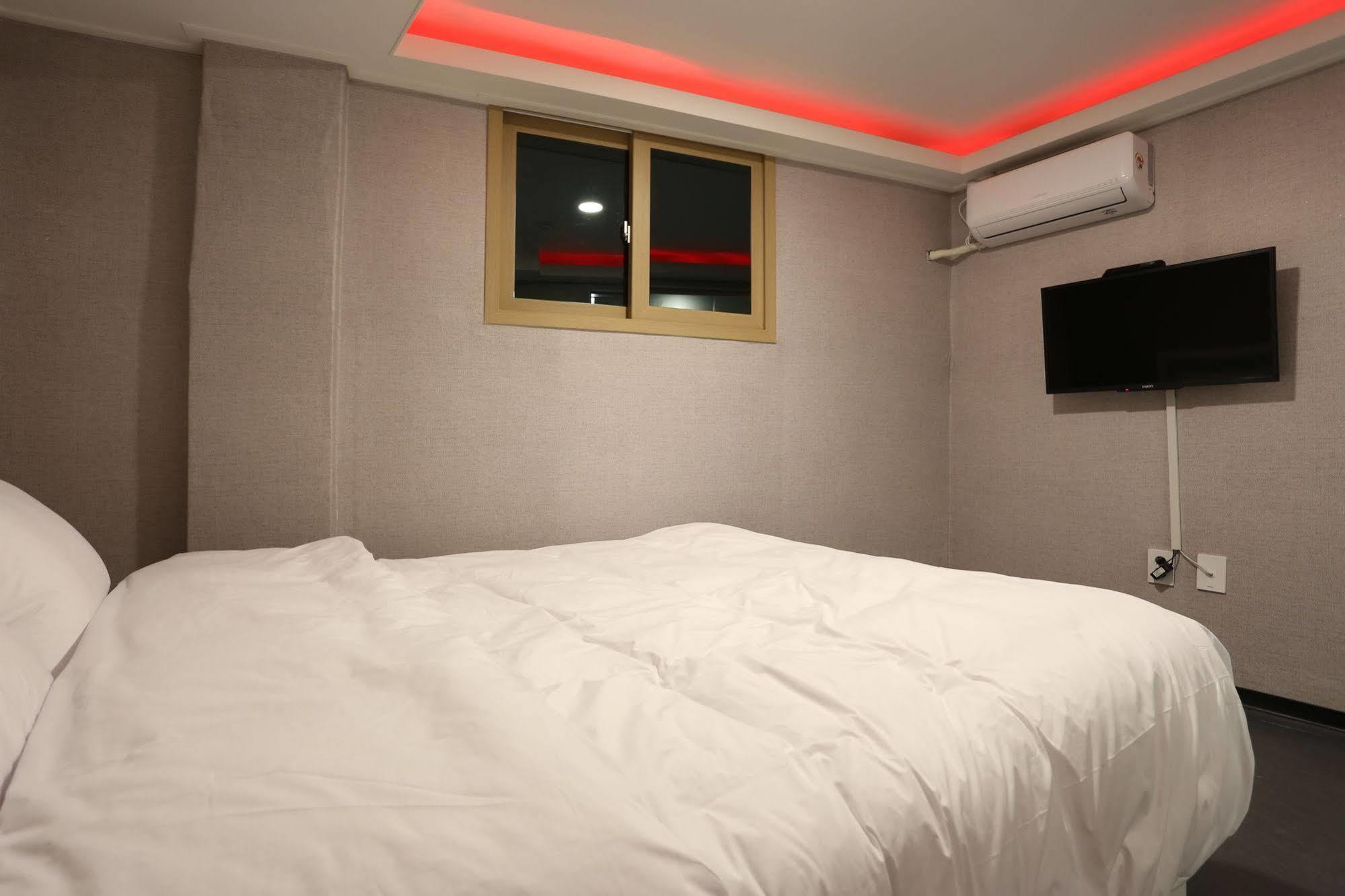 Hotel Myeongdong Top Hotel
