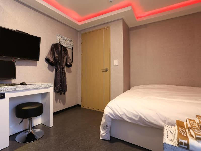 Hotel Myeongdong Top Hotel